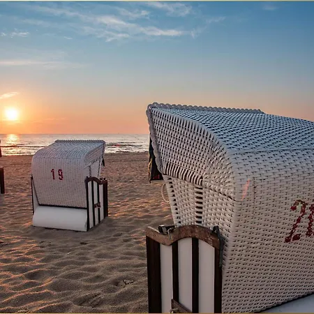 Ahlbeck Remise Ystad 2 公寓 *